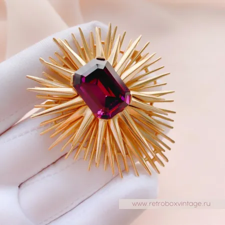 TRIFARI Брошь «Лучистая звезда: аметист в золоте»