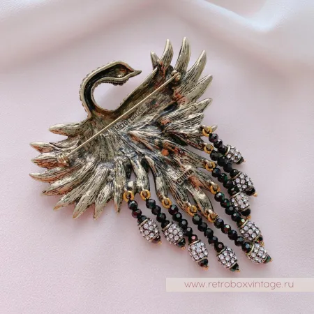 HEIDI DAUS Брошь «Царевна-лебедь»