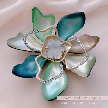 ALEXIS BITTAR Брошь «Цветик-семицветик с лунным камнем»