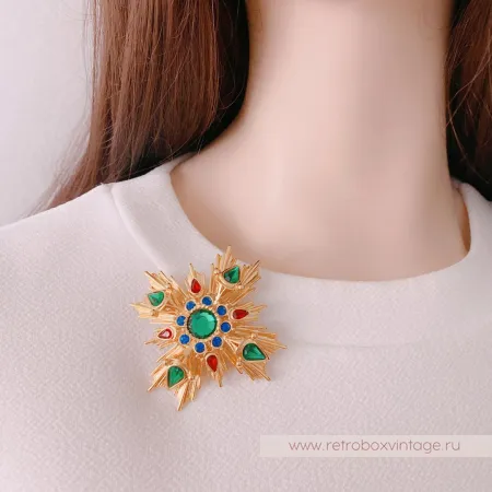 JOAN RIVERS Брошь «Мальтийский крест с медовым кристаллом»