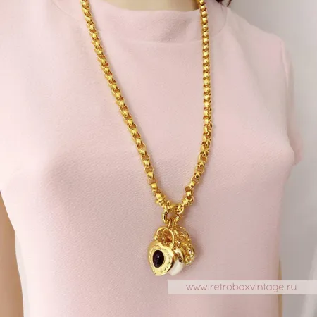 JOAN RIVERS Ожерелье-цепь с подвесками «Сердца трех»