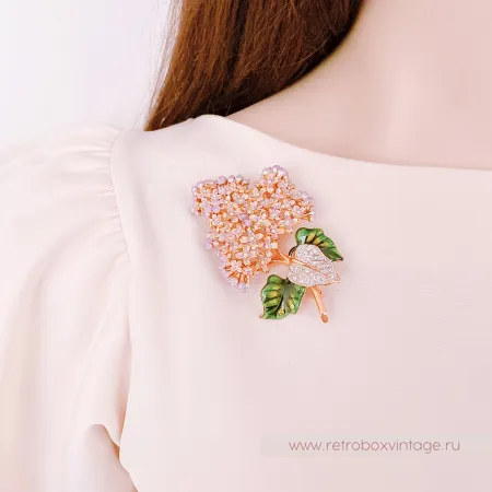 JOAN RIVERS Брошь «Персидская сирень»