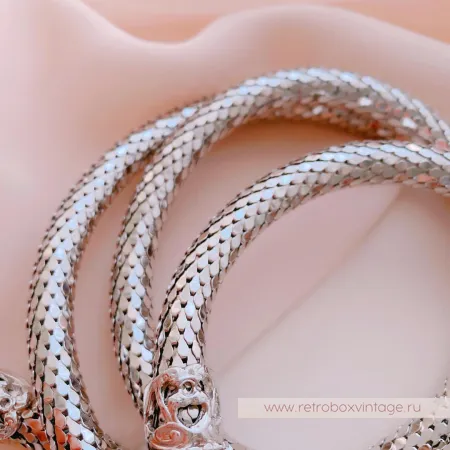 WHITING AND DAVIS Ожерелье-пояс «Серебристая змейка»