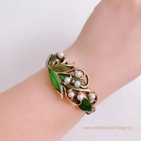 SWEET ROMANCE Браслет-каф «Жемчужные ландыши»