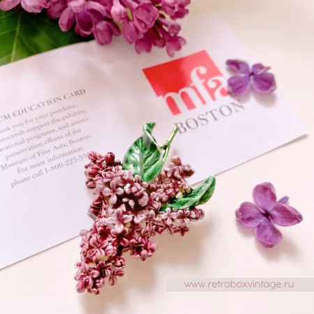 MFA Брошь «Нежная пурпурная сирень» Музейная коллекция