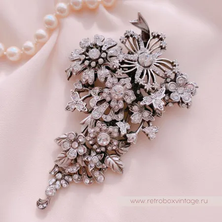 SWEET ROMANCE Брошь «Корсажная роскошь»