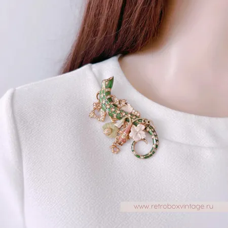 KIRKS FOLLY Брошь «Ящерка - хозяйка медной горы»