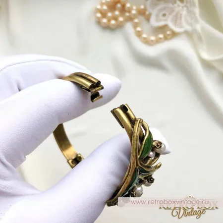 SWEET ROMANCE Браслет-каф «Жемчужные ландыши»