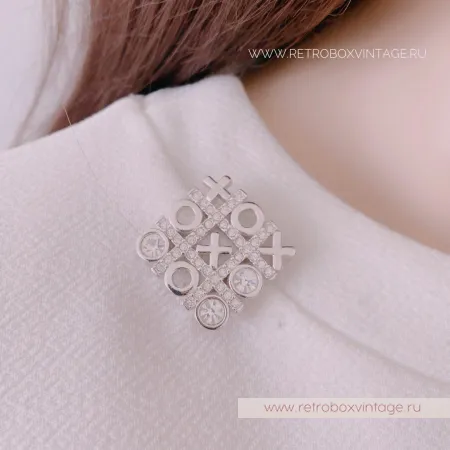 SWAROVSKI Брошь «Крестики-нолики: серебро»