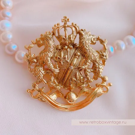 JOAN RIVERS Брошь «Фамильный герб со львами»