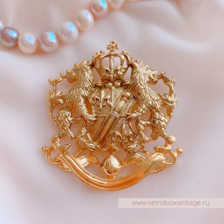 JOAN RIVERS Брошь «Фамильный герб со львами»