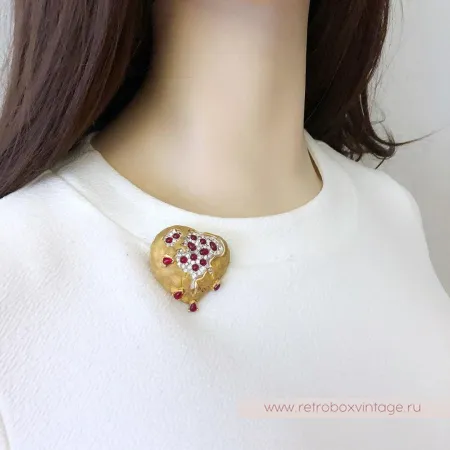 JoiES SALVADOR DALI Брошь «Гранатовое сердце»