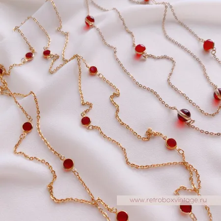 Нить с безелями «Алый цвет» NO NAME 