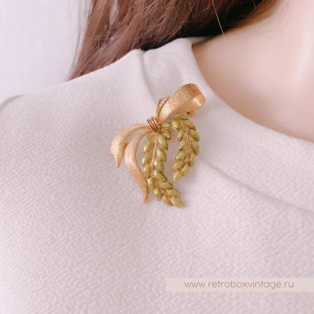 JOAN RIVERS Брошь «Весна: веточка с бантом»