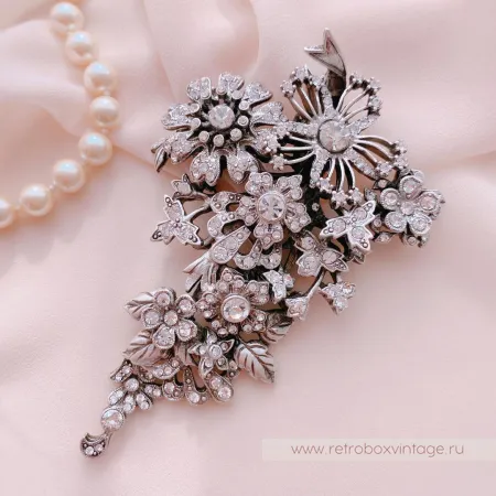 SWEET ROMANCE Брошь «Корсажная роскошь»