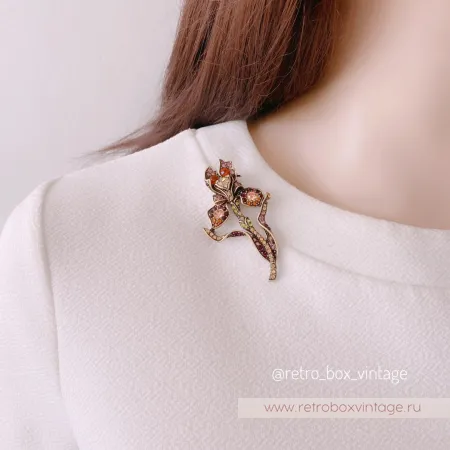 HEIDI DAUS Брошь «Кристальный ирис»