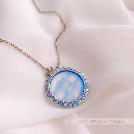 KIRKS FOLLY Кулон на цепочке «Голубая луна»