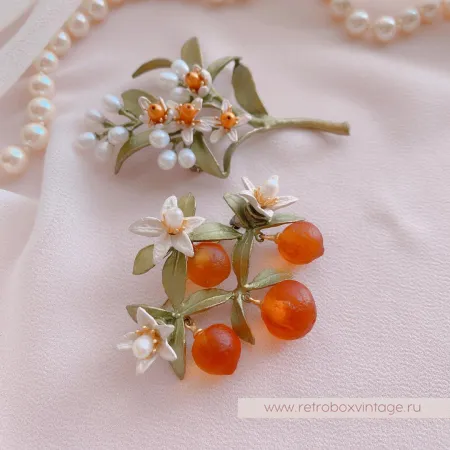 MICHAEL MICHAUD Брошь «Апельсины и цветы»