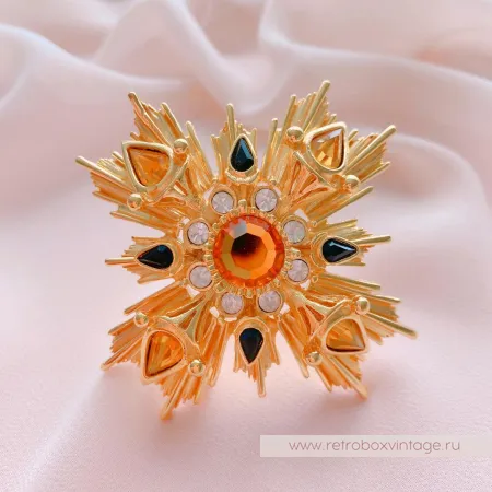 JOAN RIVERS Брошь «Мальтийский крест с медовым кристаллом»