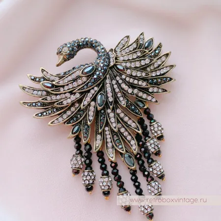 HEIDI DAUS Брошь «Царевна-лебедь»