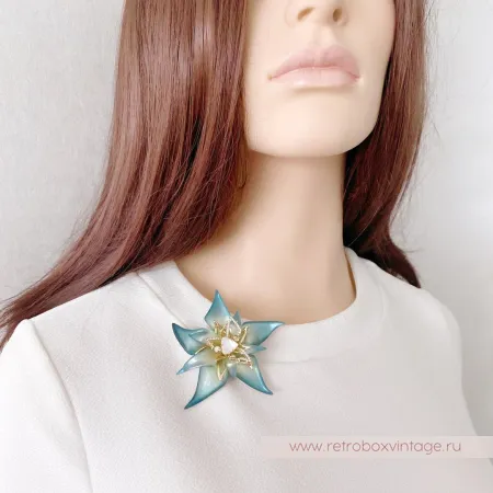 ALEXIS BITTAR Брошь «Голубой эдельвейс»