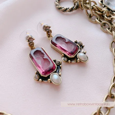 SWEET ROMANCE Браслет «Пять богинь с инталиями и шармами: зеленая»