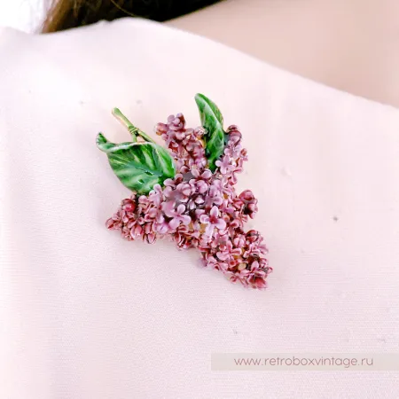 MFA Брошь «Нежная пурпурная сирень» Музейная коллекция
