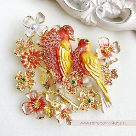 KIRKS FOLLY Брошь-кулон «Неразлучники: золото»