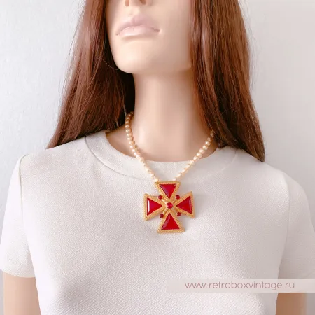 Брошь-кулон "Рубиновый кристальный мальтийский крест"