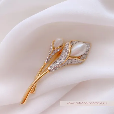 EDITH VANDERBILT Брошь «Жемчужные каллы»