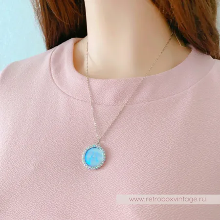 KIRKS FOLLY Кулон на цепочке «Голубая луна»