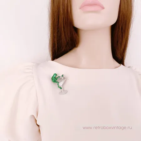JJ / JONET JEWELRY Брошь "Лягушка и мартини"