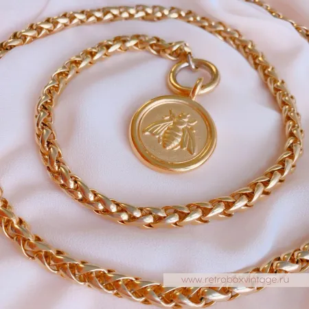 JOAN RIVERS Ожерелье «Медальон с золотой пчелой» (уценка)