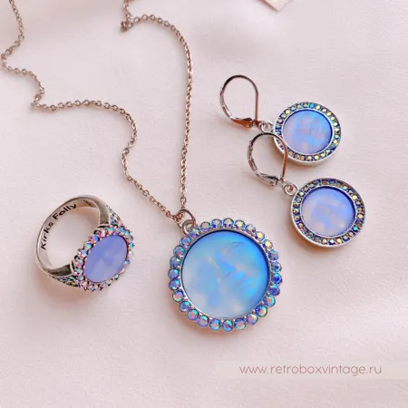 KIRKS FOLLY Кулон на цепочке «Голубая луна»