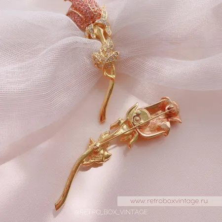 NOLAN MILLER Брошь «Нежная кристальная роза»