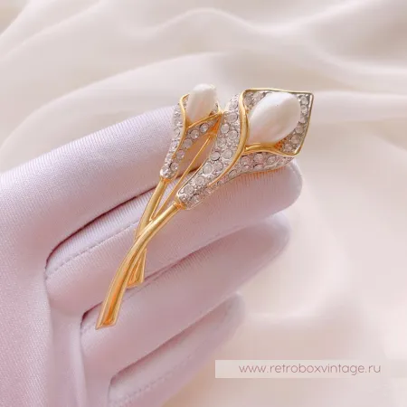 EDITH VANDERBILT Брошь «Жемчужные каллы»