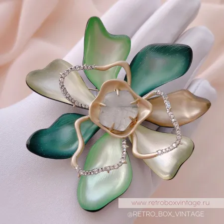 ALEXIS BITTAR Брошь «Цветик-семицветик с лунным камнем»