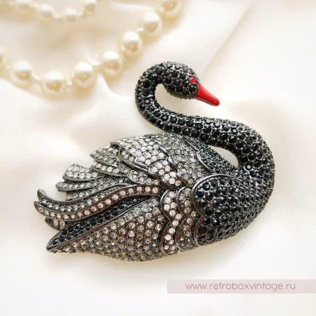 JOAN RIVERS Брошь «Черный лебедь»