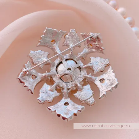 JOAN RIVERS Брошь «Северная звезда»