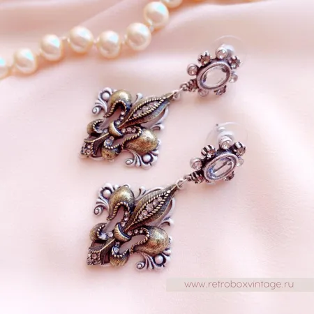 SWEET ROMANCE Серьги «Флер де лис - королевская лилия»