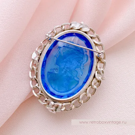 WHITING AND DAVIS Брошь «Голубая камея»