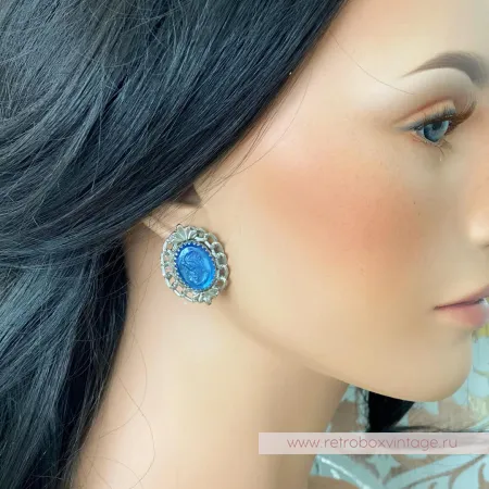 WHITING AND DAVIS Комплект «Голубые камеи» ожерелье и клипсы