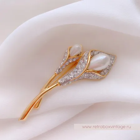 EDITH VANDERBILT Брошь «Жемчужные каллы»