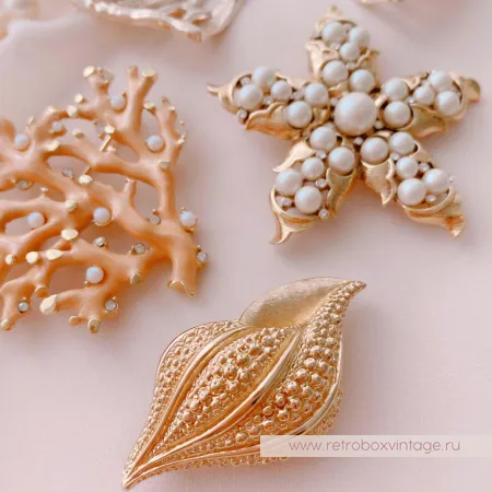 ST.JOHN Брошь «Кораллы»