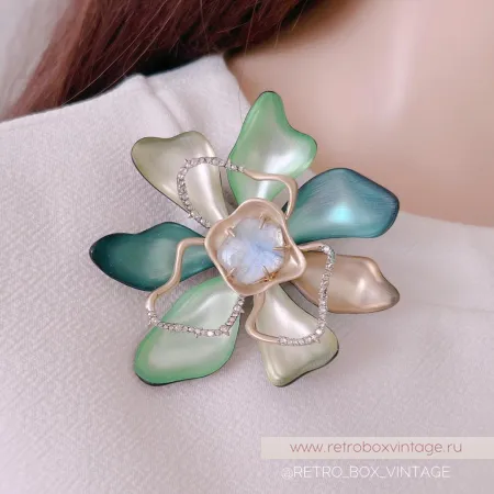 ALEXIS BITTAR Брошь «Цветик-семицветик с лунным камнем»