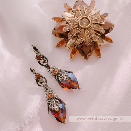 SWEET ROMANCE Серьги «Эсмеральда: коньячные»