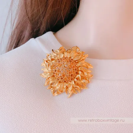 MONET Брошь «Золотой подсолнух»