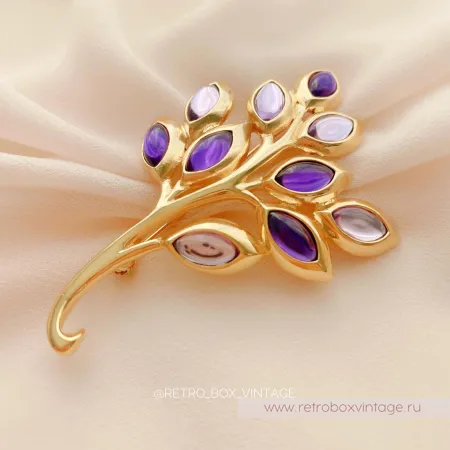 TRIFARI Брошь «Фиолетовая веточка»