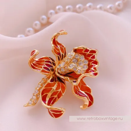 NOLAN MILLER Брошь «Красная орхидея»