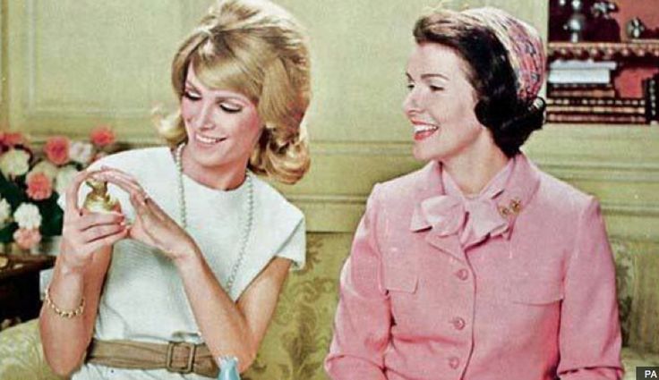 42168bea5880f10129ed2a92d5efa064--avon-advertising-campaign.jpg 42168bea5880f10129ed2a92d5efa064--avon-advertising-campaign.jpg